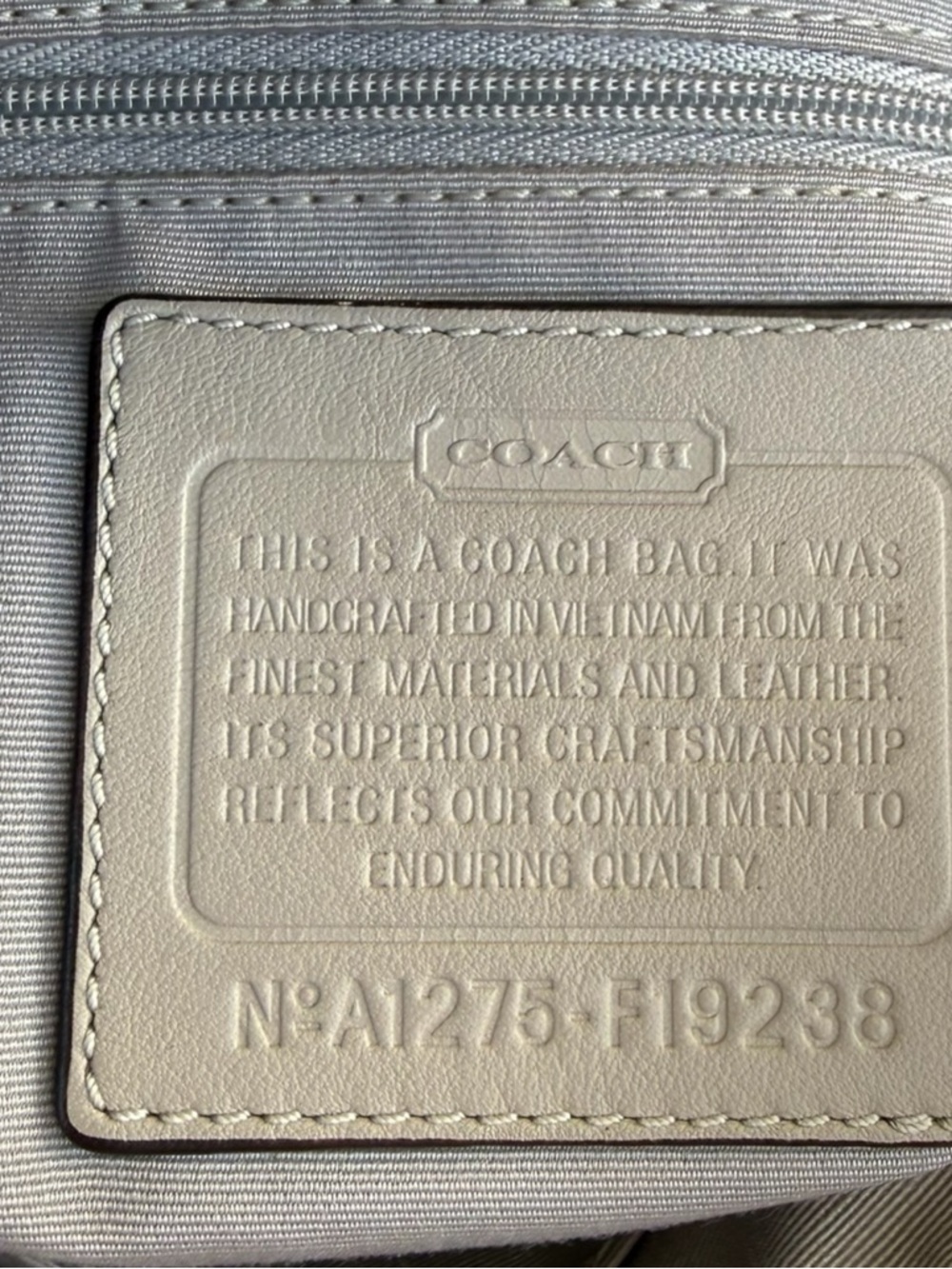 Coach Vintage RARE Y2K Soho Optic Grey & Pink Shoulder Flap Bag F19238 - Picture 9 of 10